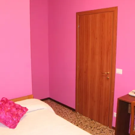 Ξενοδοχείο Paradiso