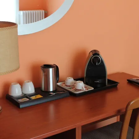 Ξενοδοχείο Paradiso Maccagno