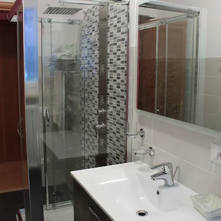 Ξενοδοχείο Paradiso Maccagno