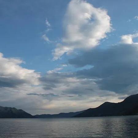 Paradiso Ξενοδοχείο 3*