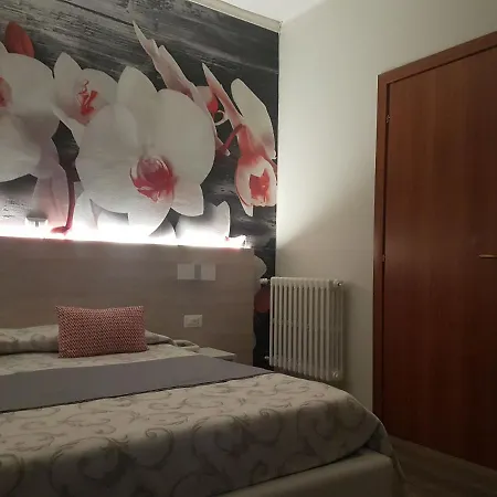 Ξενοδοχείο Paradiso 3*