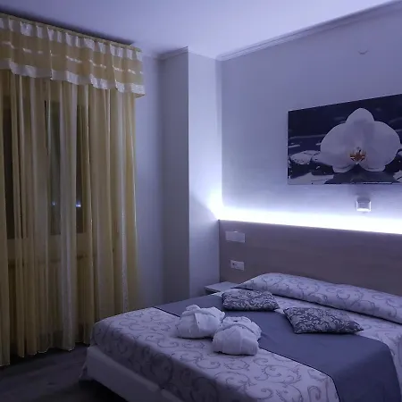 Paradiso Hotel